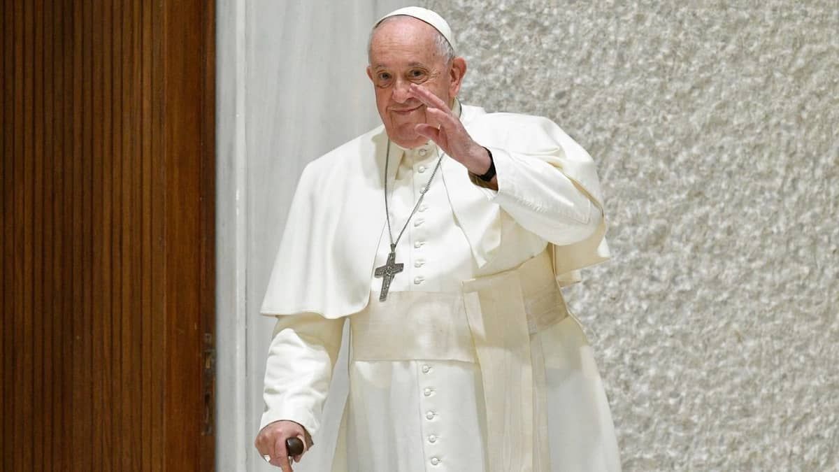 Papa Francisco deve se reunir com vítimas de pedofilia em Portugal