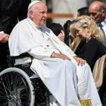 Papa Francisco opera o abdômen: veja atualização do seu estado de saúde