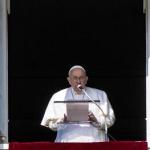 Papa Francisco alerta para 'correntes que sufocam liberdade'