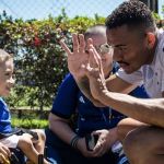 Cruzeiro: torcedores com deficiência visitam a Toca e conhecem jogadores