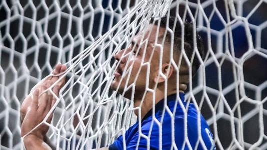 Papagaio entrou em campo pela primeira vez com a camisa do Cruzeiro e projeta boa passagem pelo clube