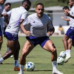 Cruzeiro confirma lesão no joelho do atacante Papagaio, que vira desfalque