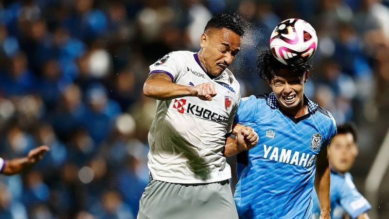 Ex-Cruzeiro marca primeiro gol por clube japonês e é decisivo em vitória de virada
