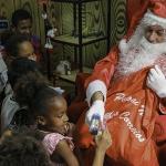 Em ação de Natal, Receita Federal distribui 38 mil brinquedos apreendidos nesta terça (19)
