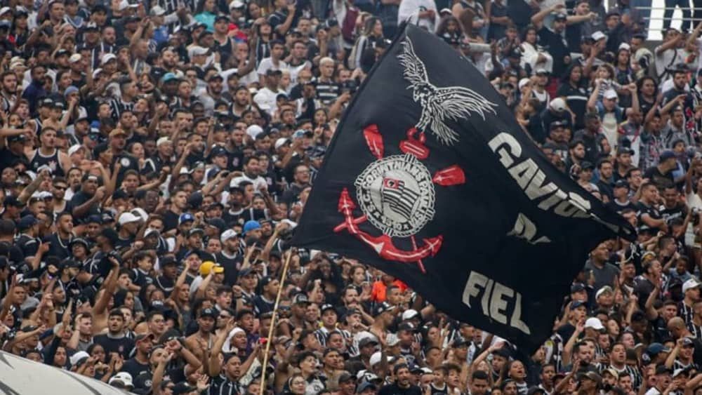 Justiça nega recurso para acesso de bandeirões da Gaviões da Fiel em estádio