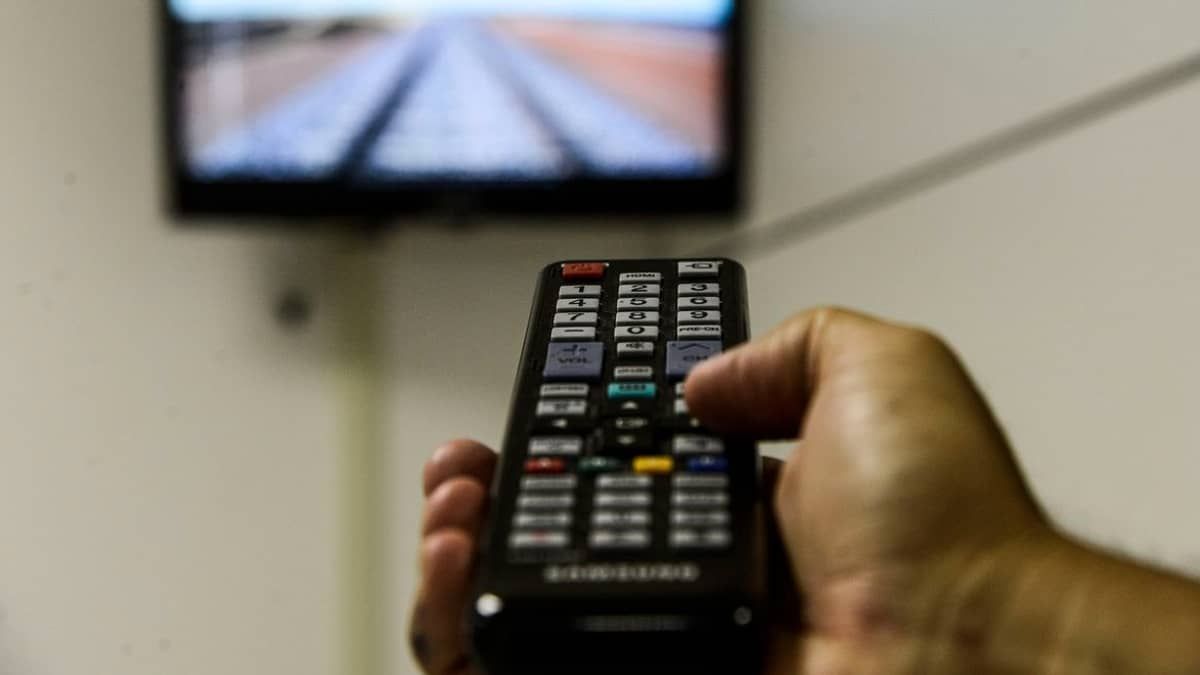 Famílias de baixa renda podem ter parabólica digital gratuita