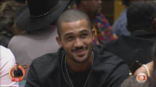 Matheus deixou o BBB 26 na noite desta terça-feira (27)