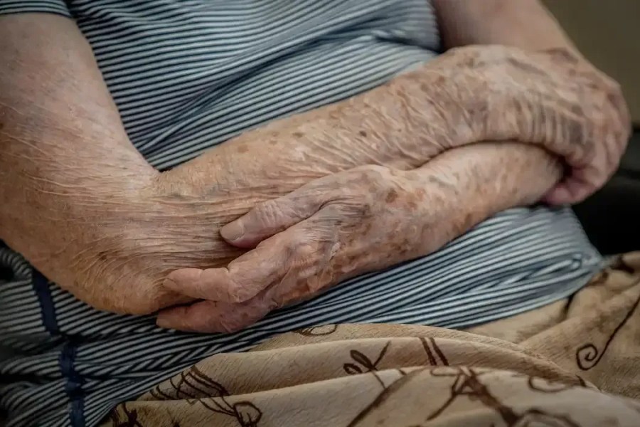 Conheça técnica que 'substitui' células do cérebro em pacientes com Parkinson