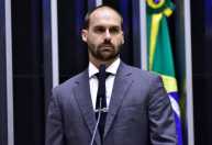 Eduardo Bolsonaro diz que Michelle foi "imatura" em vídeo sobre Flávio