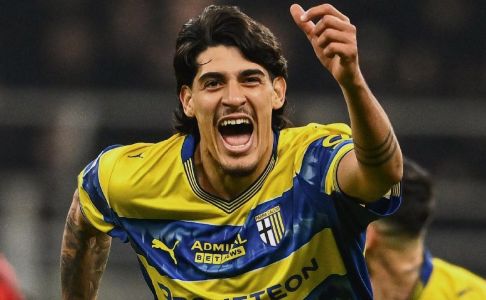 Mariano Troilo comemora gol em Milan 0 x 1 Parma, pela Lega Serie A 2025/2026