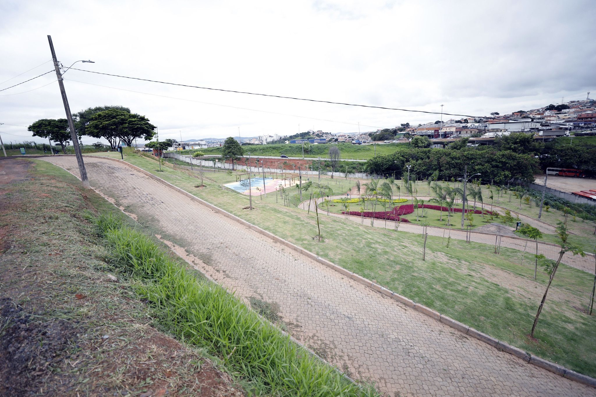 Projeto que transforma antigo Aeroporto Carlos Prates em bairro avança em Brasília