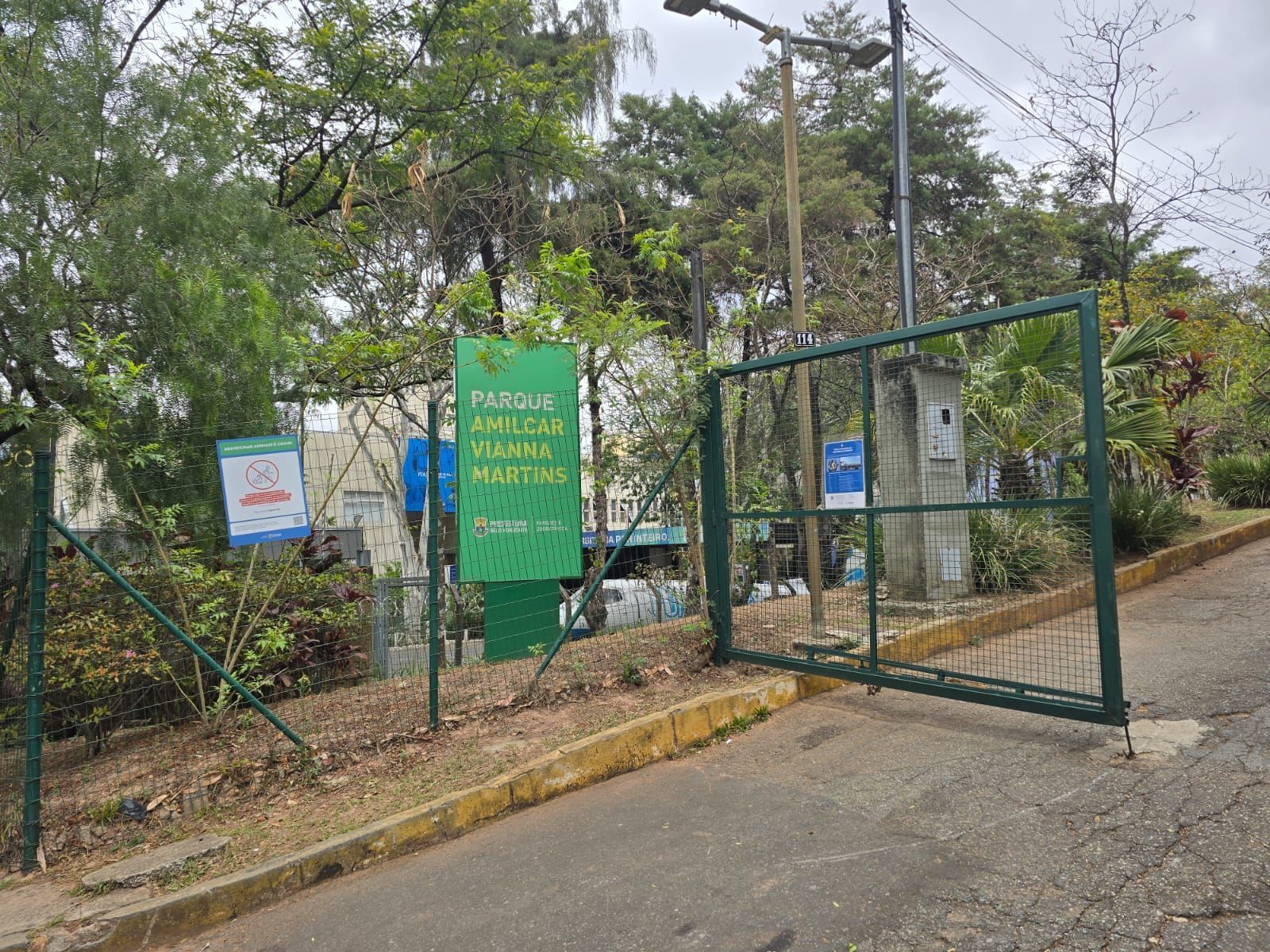 Após auxiliar de serviços gerais ser agredido em BH, colega cita medo: 'Pegou por trás'