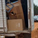 Bandidos roubam caminhão de transportadora e atiram em motorista na BR-251 no Norte de Minas