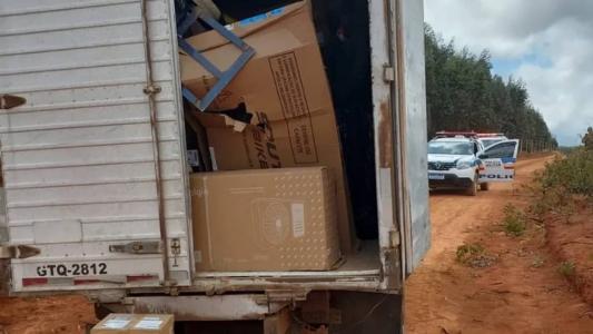 Parte da carga foi recuperada pela polícia