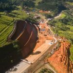 BR-459, no Sul de Minas, deve ser liberada neste sábado (10), cinco meses após deslizamento