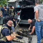 Exército e PM fazem operação para localizar 4 metralhadoras furtadas 