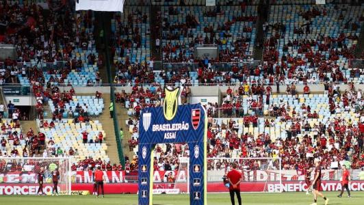 Partida entre Flamengo e Avaí foi disputada no Maracamã