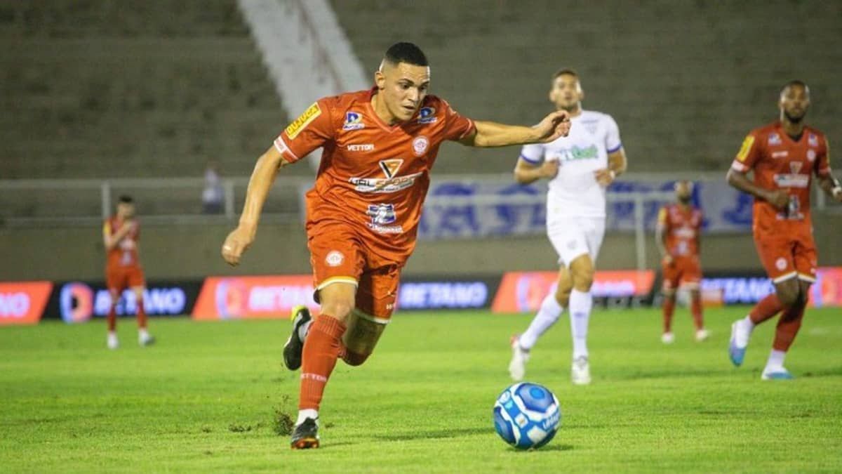 Em jogo equilibrado, Tombense e Guarani empatam pela Série B