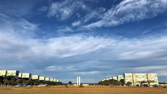 Partidos que integram o 'centrão' pressionam o governo por mais espaço em ministérios