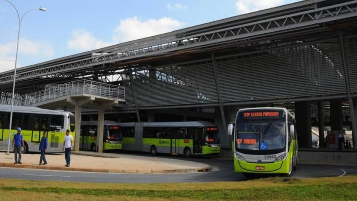PBH reconhece irregularidades em contratos de ônibus, mas pede que Justiça mantenha acordos