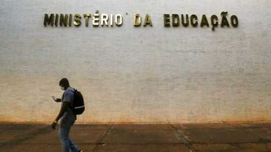 Pastor e advogado se reuniram para negociar liberação de verbas o MEC, diz investigação