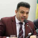 Marco Feliciano diz que Deltan é alvo de ‘vingança’ e dá conselho a ex-colega