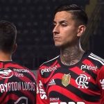 Flamengo comete gafe e usa patch de título do Palmeiras