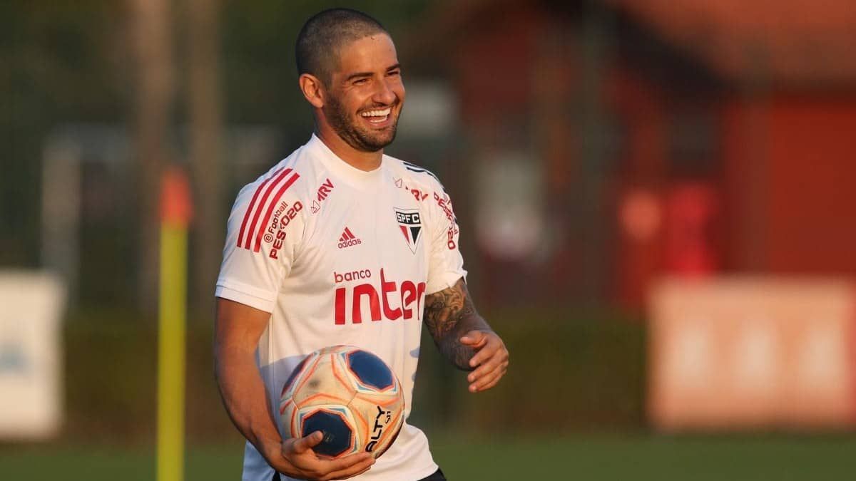 Alexandre Pato deve ser anunciado em breve no São Paulo