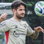 Pato deve estrear pelo São Paulo e tem bom histórico nos primeiros jogos