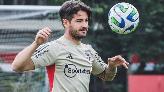 Pato deve estrear pelo São Paulo e tem bom histórico nos primeiros jogos
