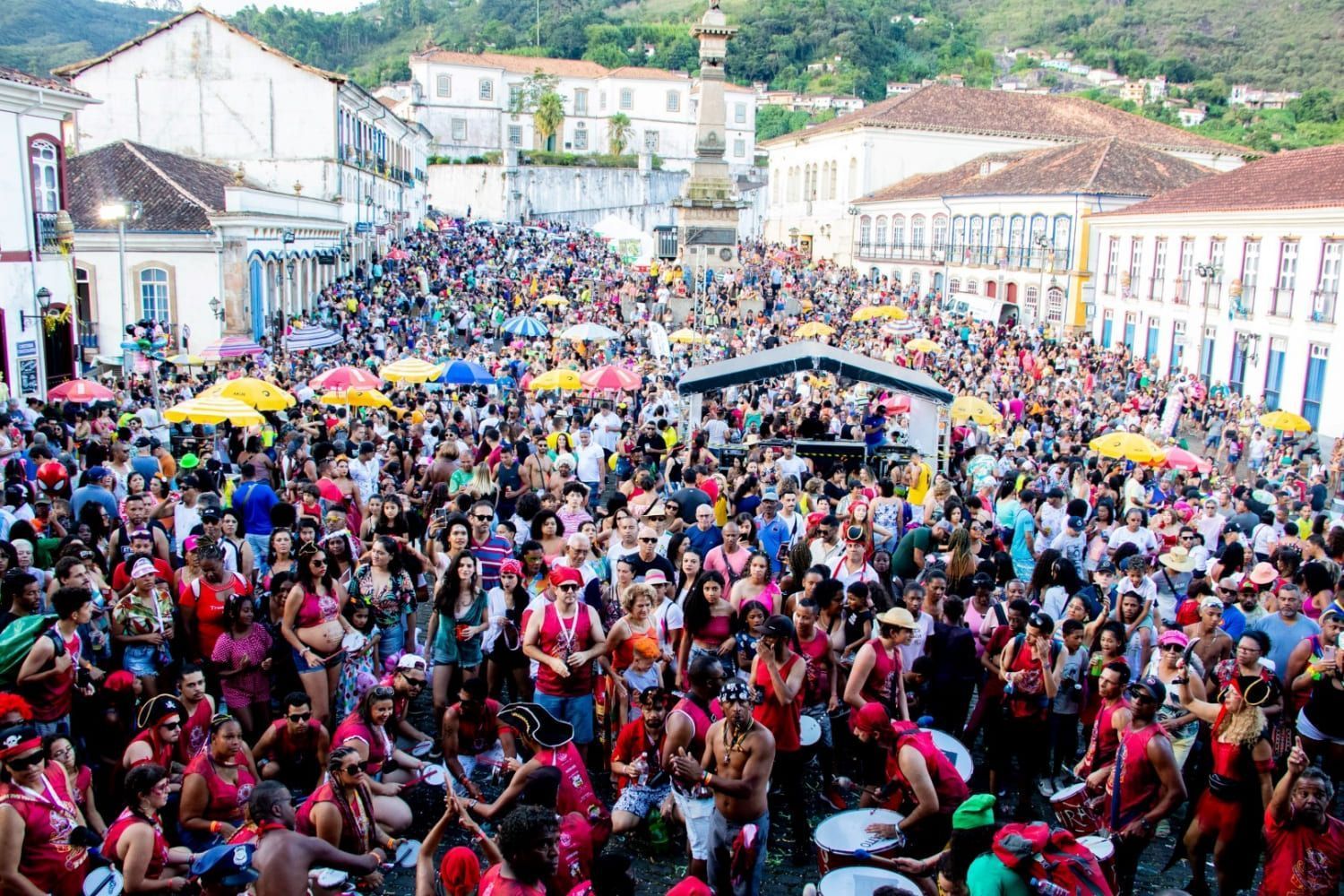 Carnaval de Ouro Preto 2026 terá homenagem a Sinhá Olímpia