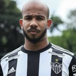 Patrick assume número marcante na história do Atlético