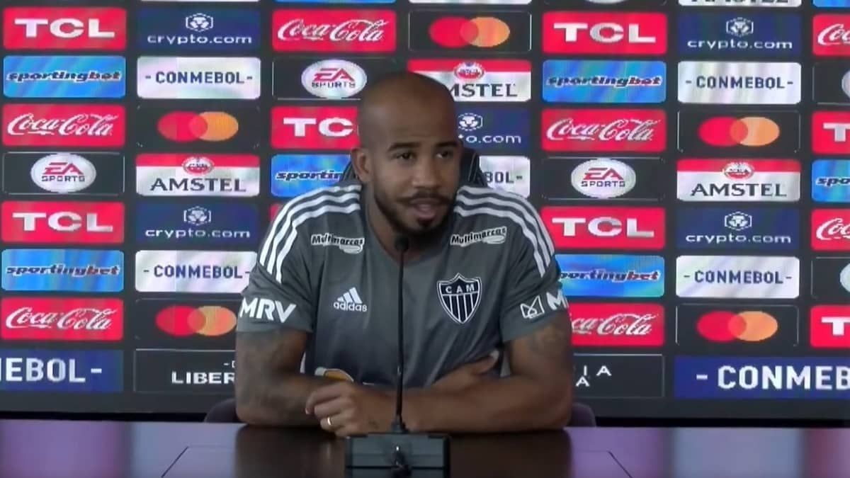 Atlético: Patrick responde a pergunta sobre viagra e Athletic; assista