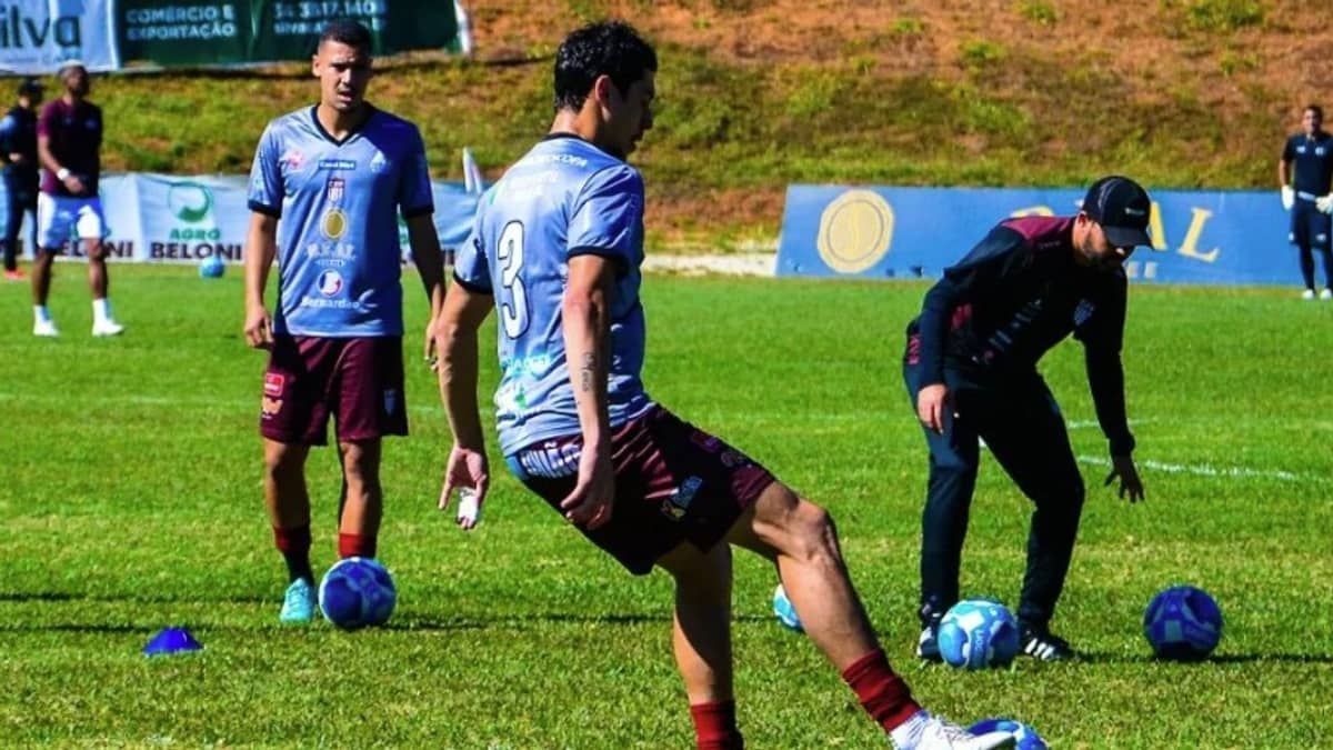 Patrocinense enfrenta Cascavel em defesa da liderança da Série D