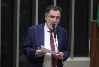 Patrus Ananias cumpre agenda interna nesta segunda-feira (24)