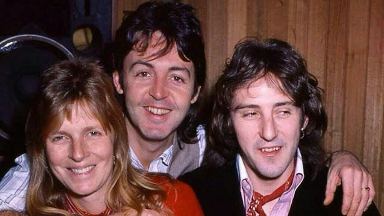 Ex-guitarrista de Paul McCartney e Moody Blues, Denny Laine morre aos 79 anos