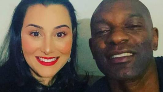 Paula, esposa de Somália, deu notícias sobre o quadro clínico do ex-jogador
