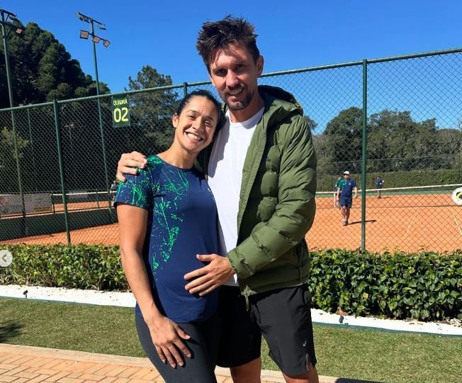 Comentarista da ESPN anuncia que está grávida de ex-dirigente do Cruzeiro