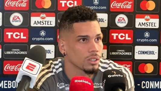 Paulinho, atacante do Atlético, durante entrevista coletiva nesta segunda-feira (26)