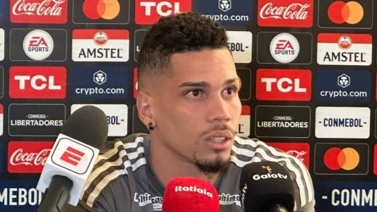 Paulinho, atacante do Atlético, durante entrevista coletiva nesta segunda-feira (26)