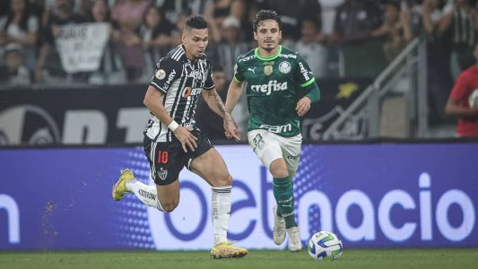 Paulinho chegou ao Atlético no início de 2023 para ser companheiro de Hulk no ataque