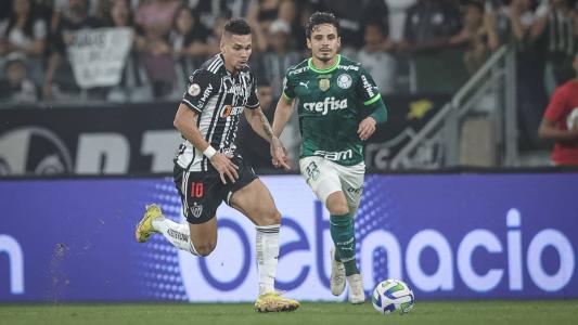 Paulinho chegou ao Atlético no início de 2023 para ser companheiro de Hulk no ataque