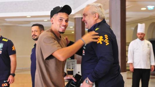 Paulinho chegou, nesta segunda-feira (4), na cidade de Fez, no Marrocos