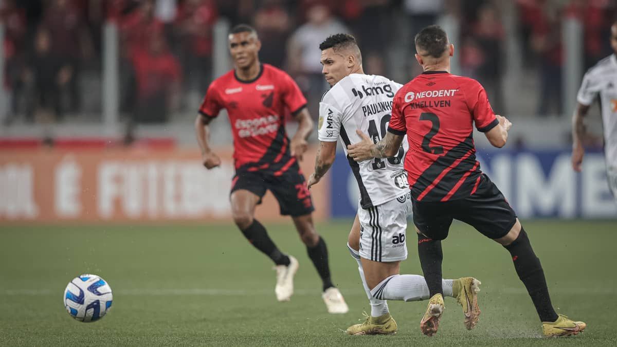 Atlético x Athletico-PR: prováveis times para o duelo pelo Brasileirão