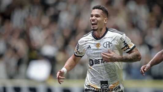 Paulinho é o grande nome do Atlético no Brasileirão