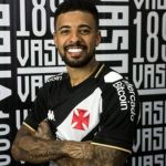 Vasco anuncia a contratação do meia Paulinho, do Al-Shabab