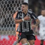 Atlético: Paulinho projeta duas decisões contra Cruzeiro e Alianza Lima
