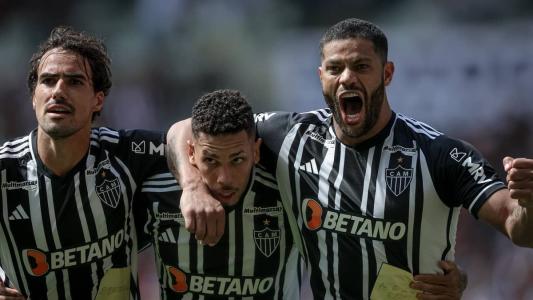 Paulinho foi bastante festejado com o gol anotado contra o Bahia