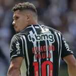 Entenda por que Paulinho está na Seleção Olímpica sem ter idade para isso