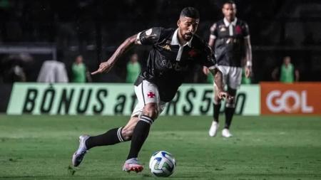 Paulinho foi expulso e não encara o Goiás, no domingo (29)